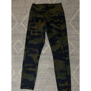 Pink VICTORIA'S SECRET size M Green Camo Camouflage Ultimate High Waist Leggings
